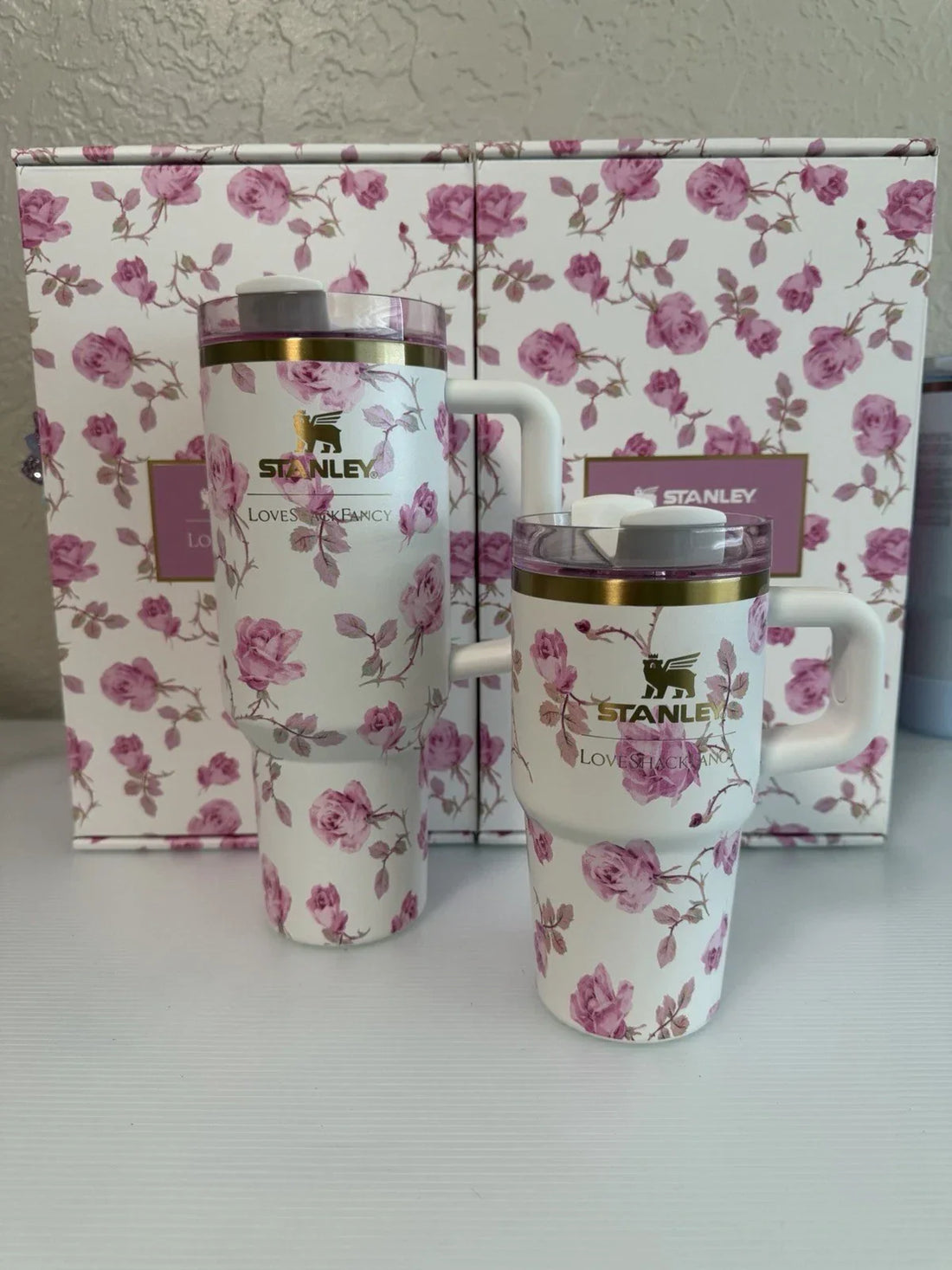 Stanley x LoveShackFancy Ribbon Rosa 40oz Quencher Authentic